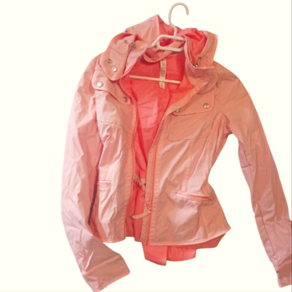 Rare Lululemon pink 💗 jacket